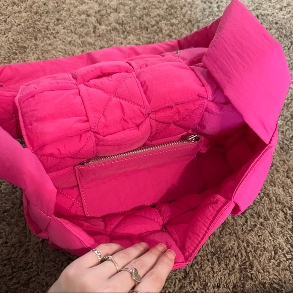 NWOT Bottega Veneta Puffer Side Bag Dupe - Picture 9 of 14